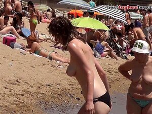 Best Topless Beach Clip10_02_01