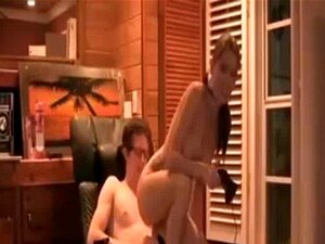 Xxx Gamer porno et vidéos de sexe en haute qualité sur VoilaPorno.com