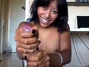 French Handjob Porn - French Handjob porno et vidÃ©os de sexe en haute qualitÃ© sur VoilaPorno.com