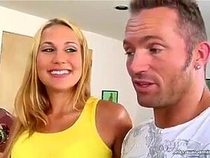 Lee Chaerin porn & sex videos in high quality at RunPorn.com
